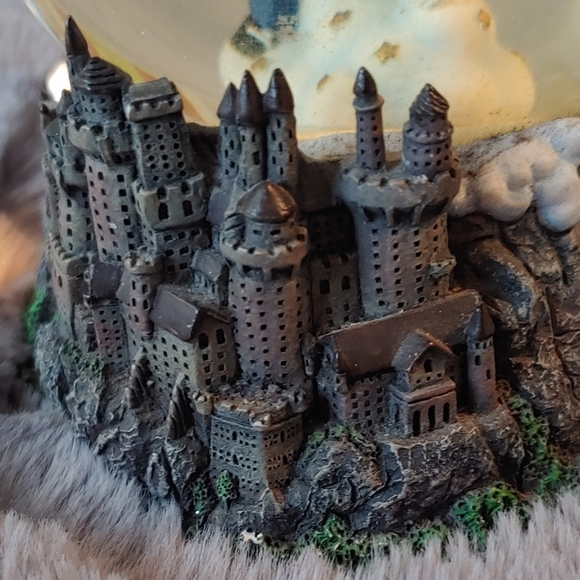 ENESCO RETIRED Harry Potter Quidditch Water Ball/Snow Globe - Picture 7 of 12